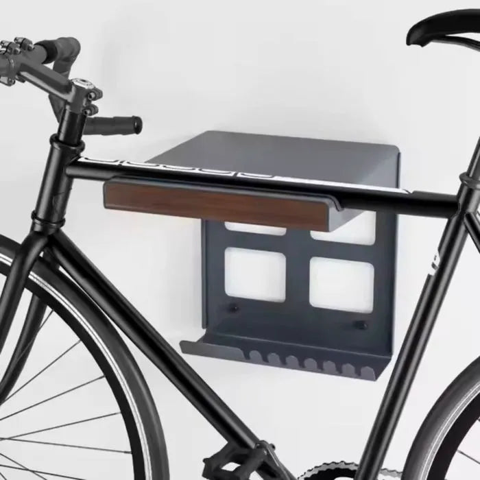 Suport metalic pentru bicicleta, cu prindere pe perete si finisaj vopsit electrostatic, ideal pentru depozitare verticala sau orizontala.