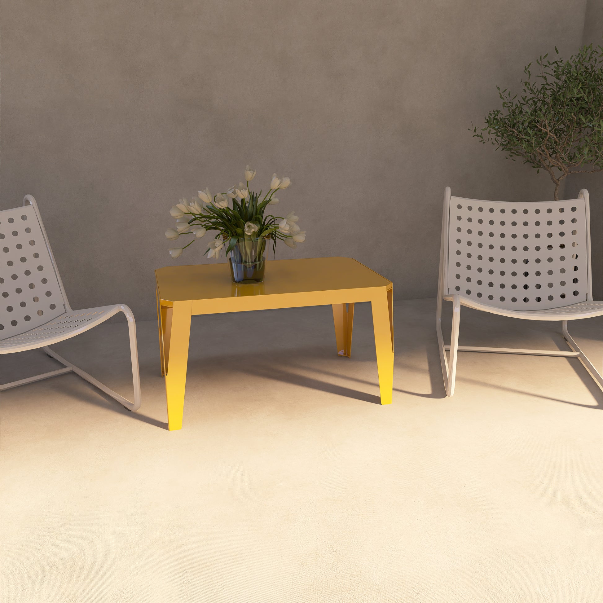 Masuta metalica SPIC 4 pentru terasa, eleganta si rezistenta la intemperii