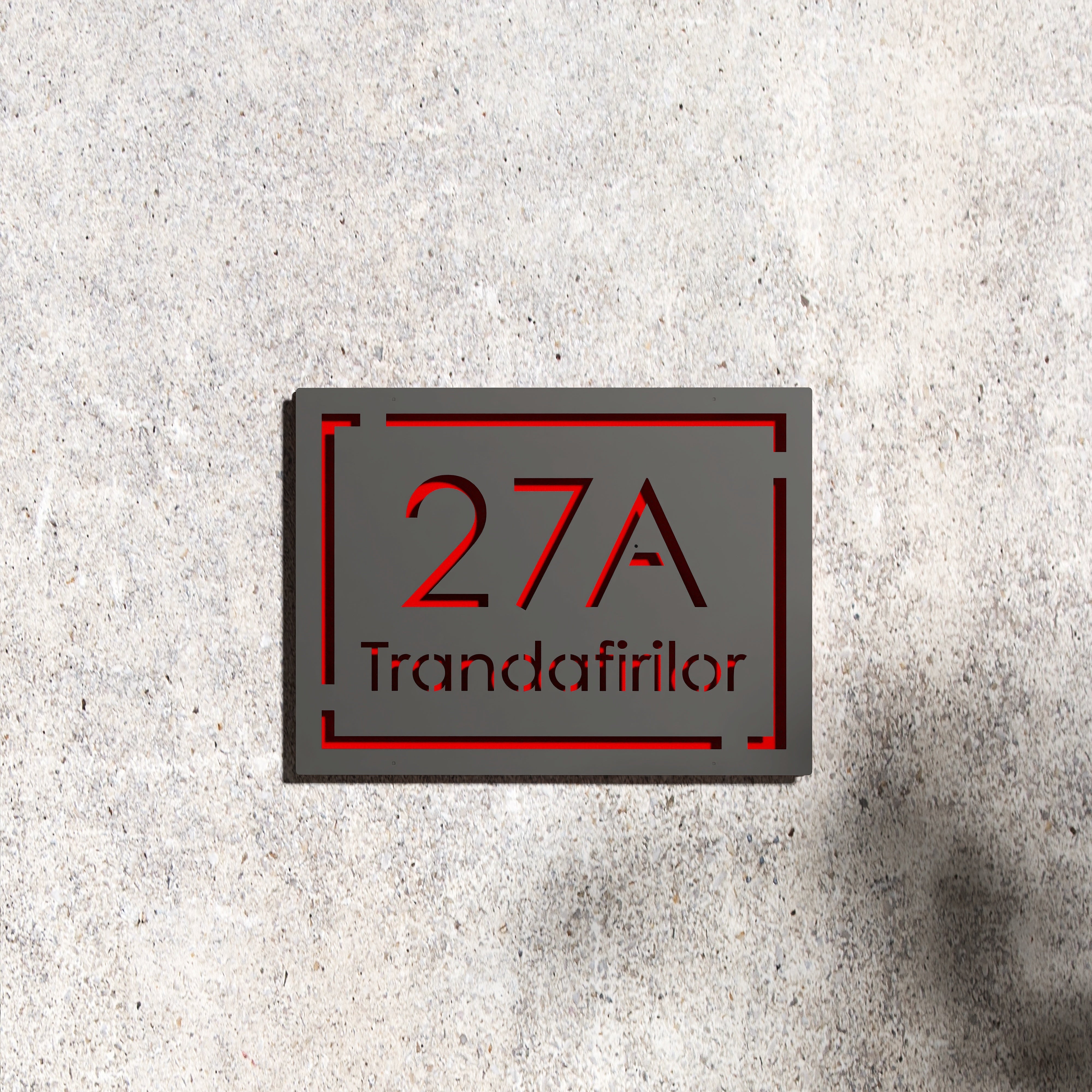 Numar casa N102 din otel vopsit electrostatic, cu font clar si design minimalist pentru fatade moderne