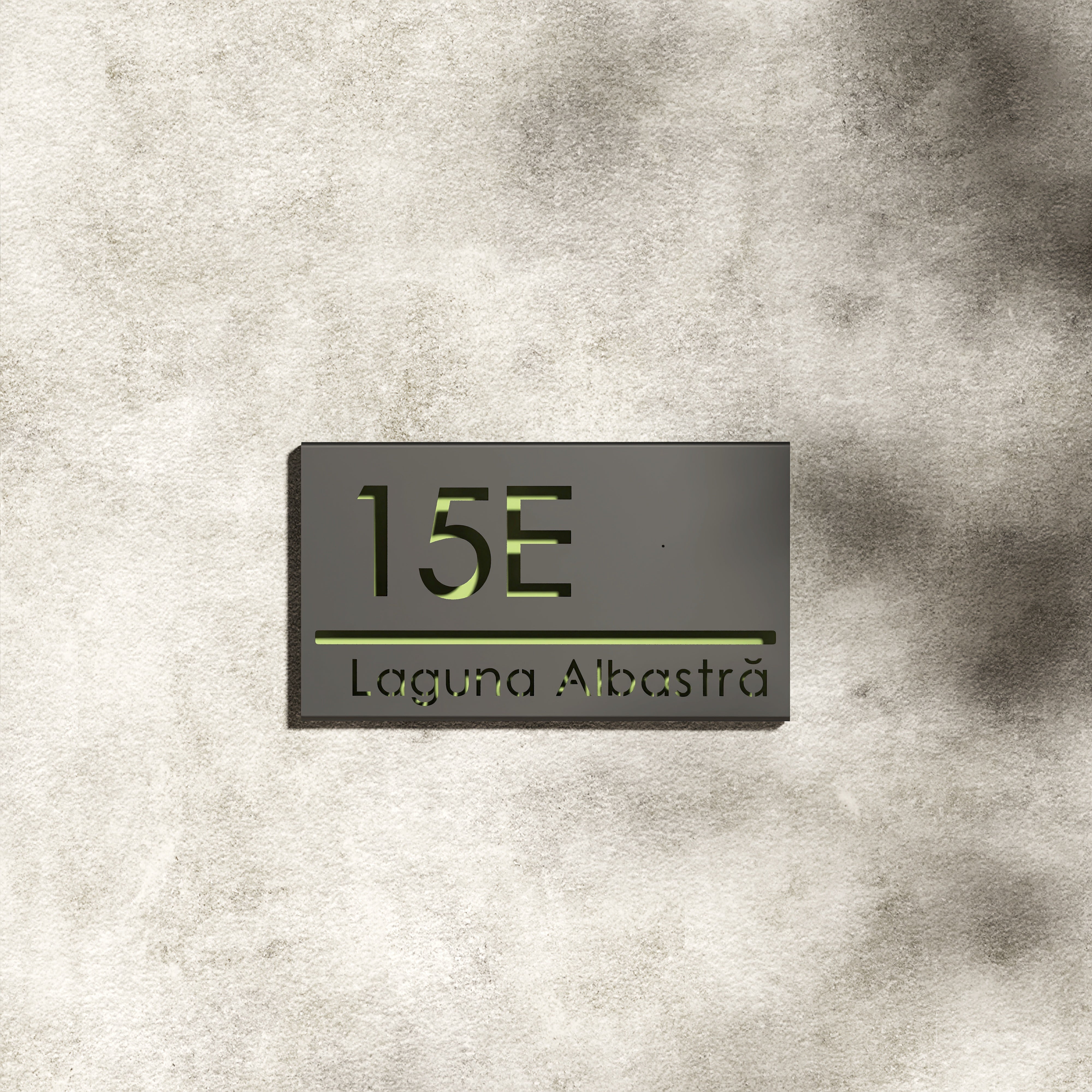 Numar casa N94 din otel vopsit electrostatic cu design minimalist si font clar pentru fatada exterioara